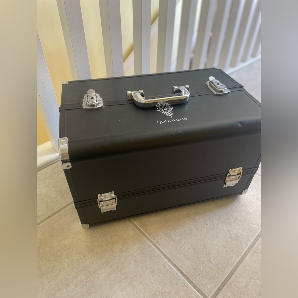 Younique makeup trunk